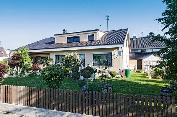 Керамическая черепица Creaton Harmonie, Nuance, цвет Антрацит, изобр. 3